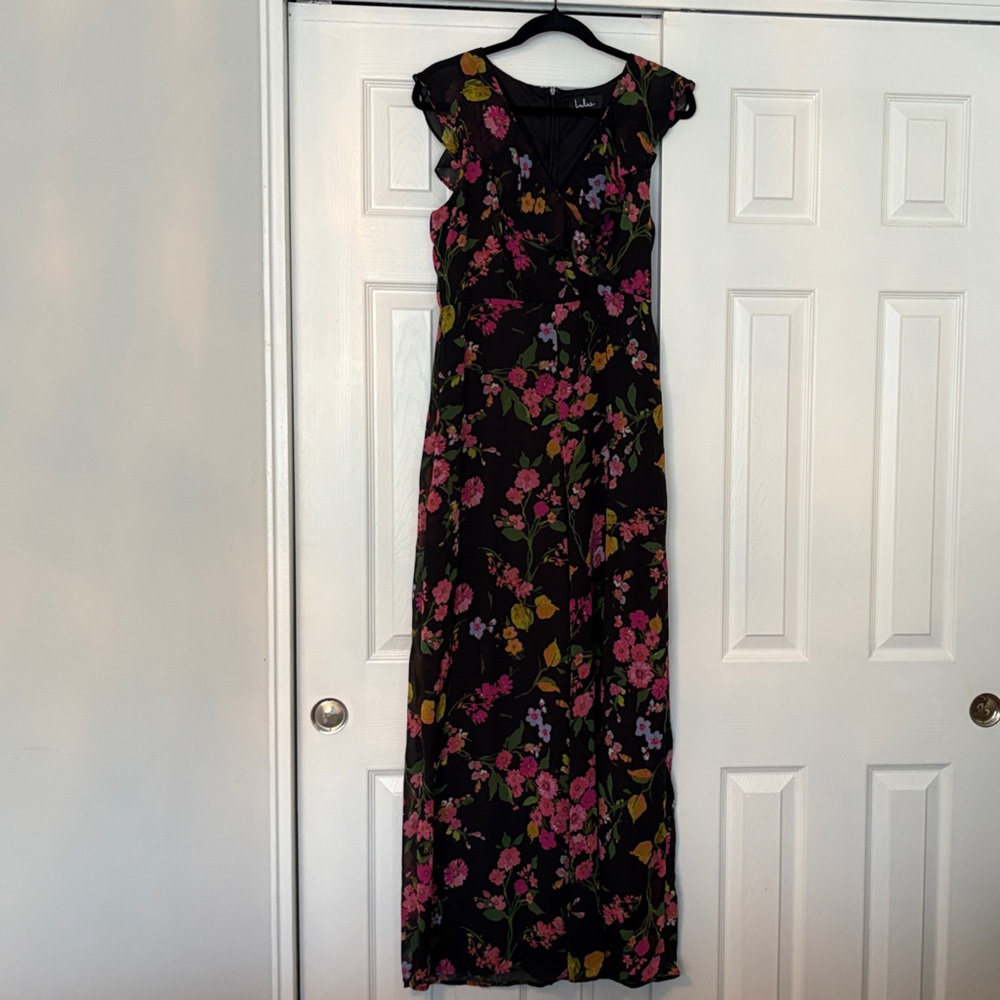 Lulu's Black Floral Maxi Dress